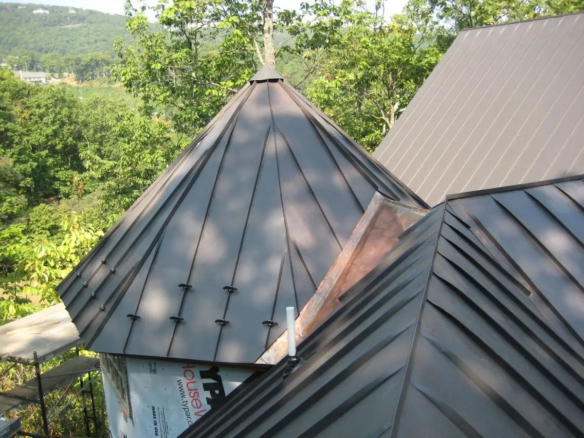 Professional Shingle Replacement & Repair by Craftsman Roofing in Weimar